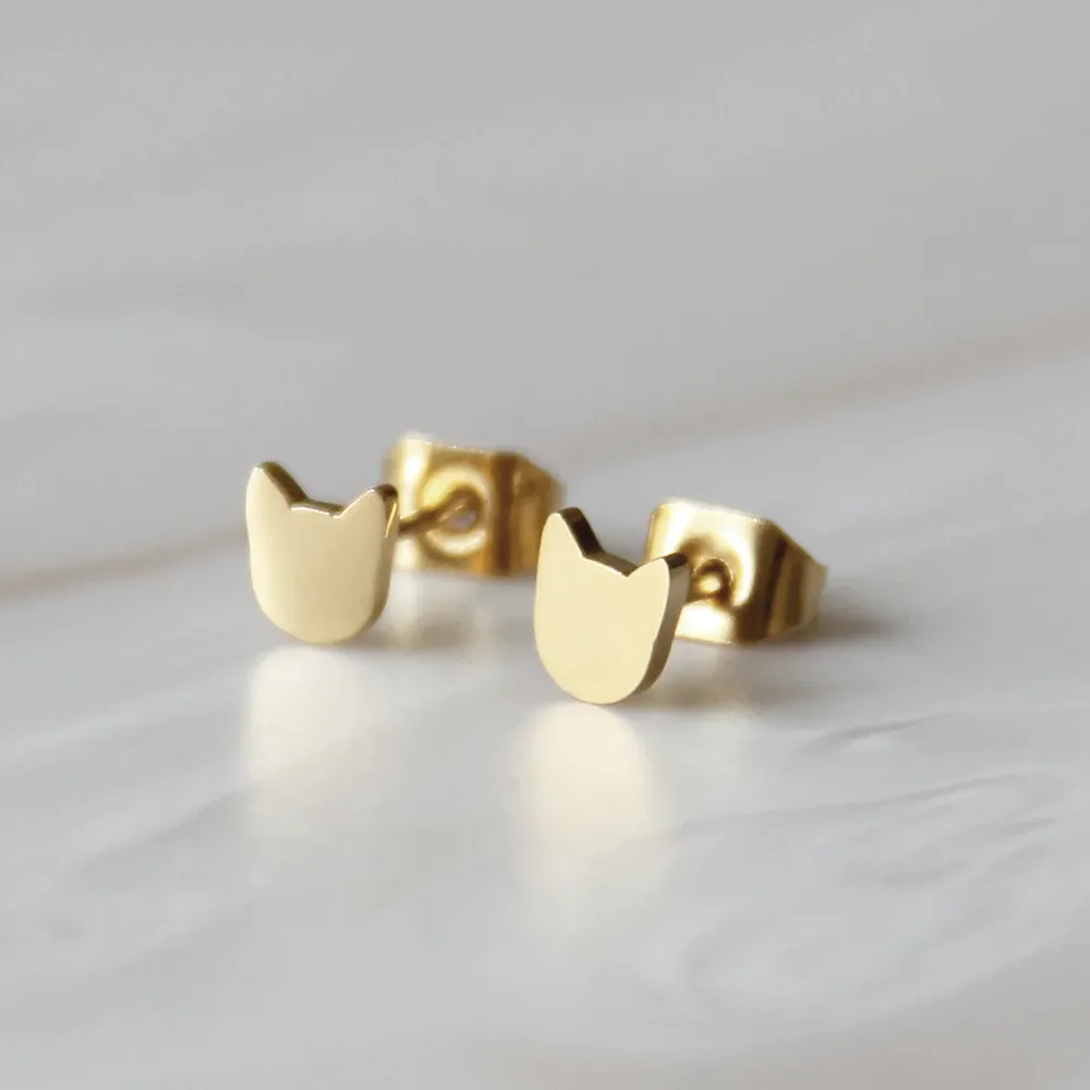 Cat Studs
