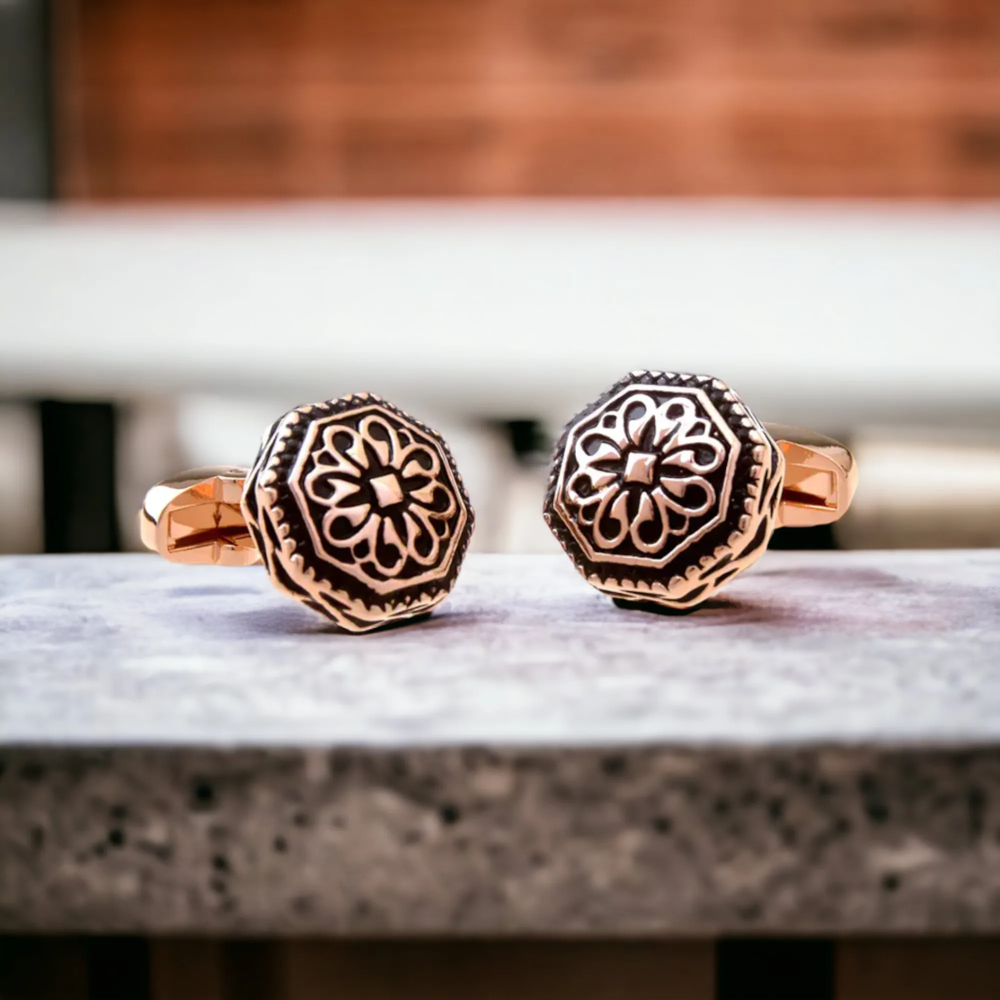 Chokore Octagon Retro Cufflinks (Black & Gold)