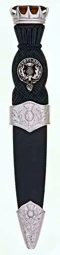 Clan Crest Sgian , Traditional