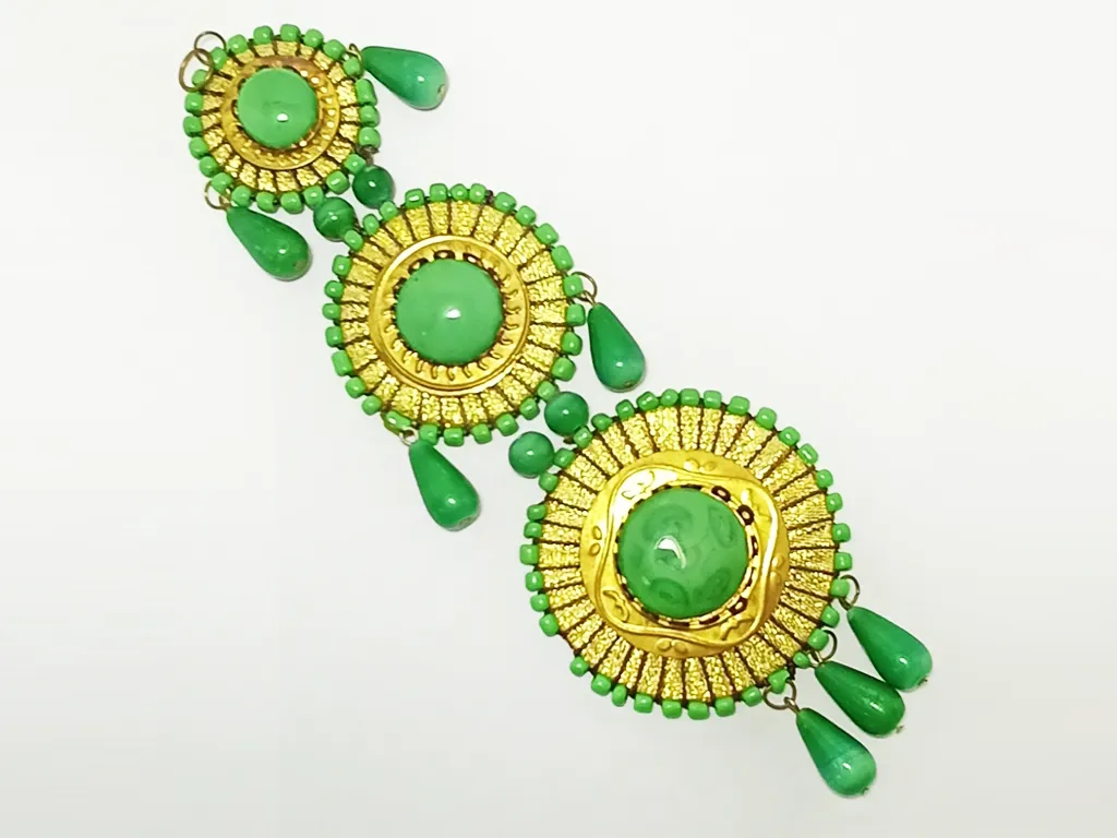 Green & Golden Enamel Metal Latkan