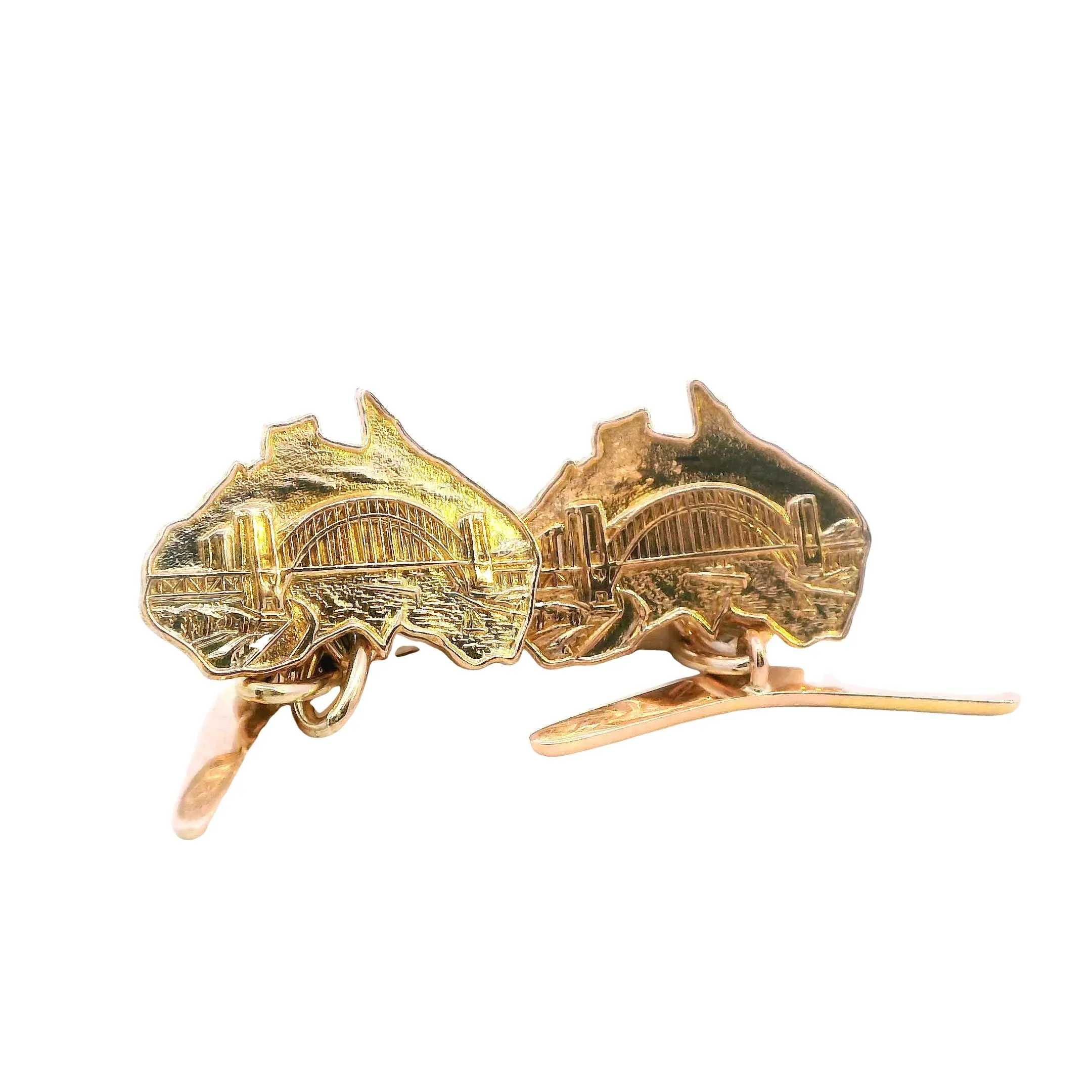 "Exquisite 9ct Yellow Gold Map of Australia and Boomerang Cufflinks"