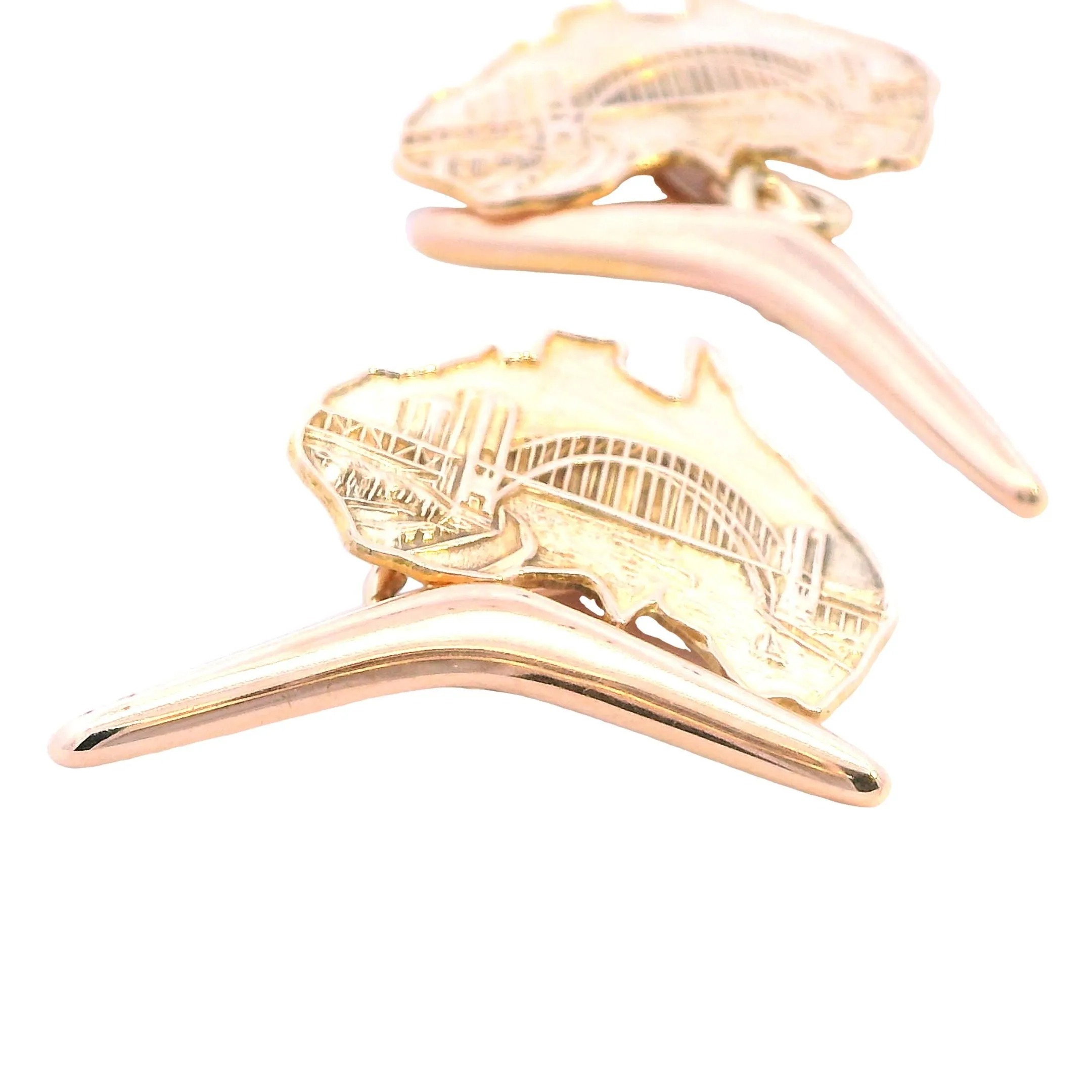"Exquisite 9ct Yellow Gold Map of Australia and Boomerang Cufflinks"