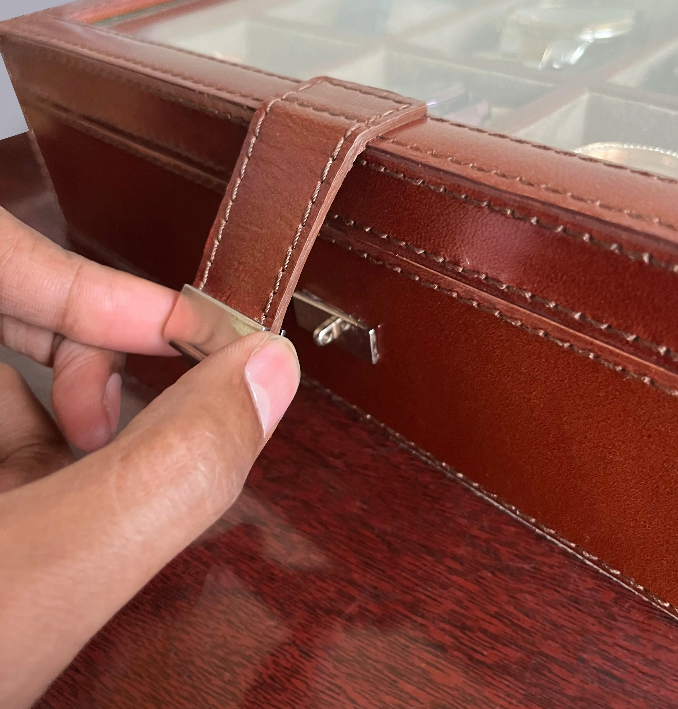 Signature Leather Watch Case - 8 Slots (Brown)