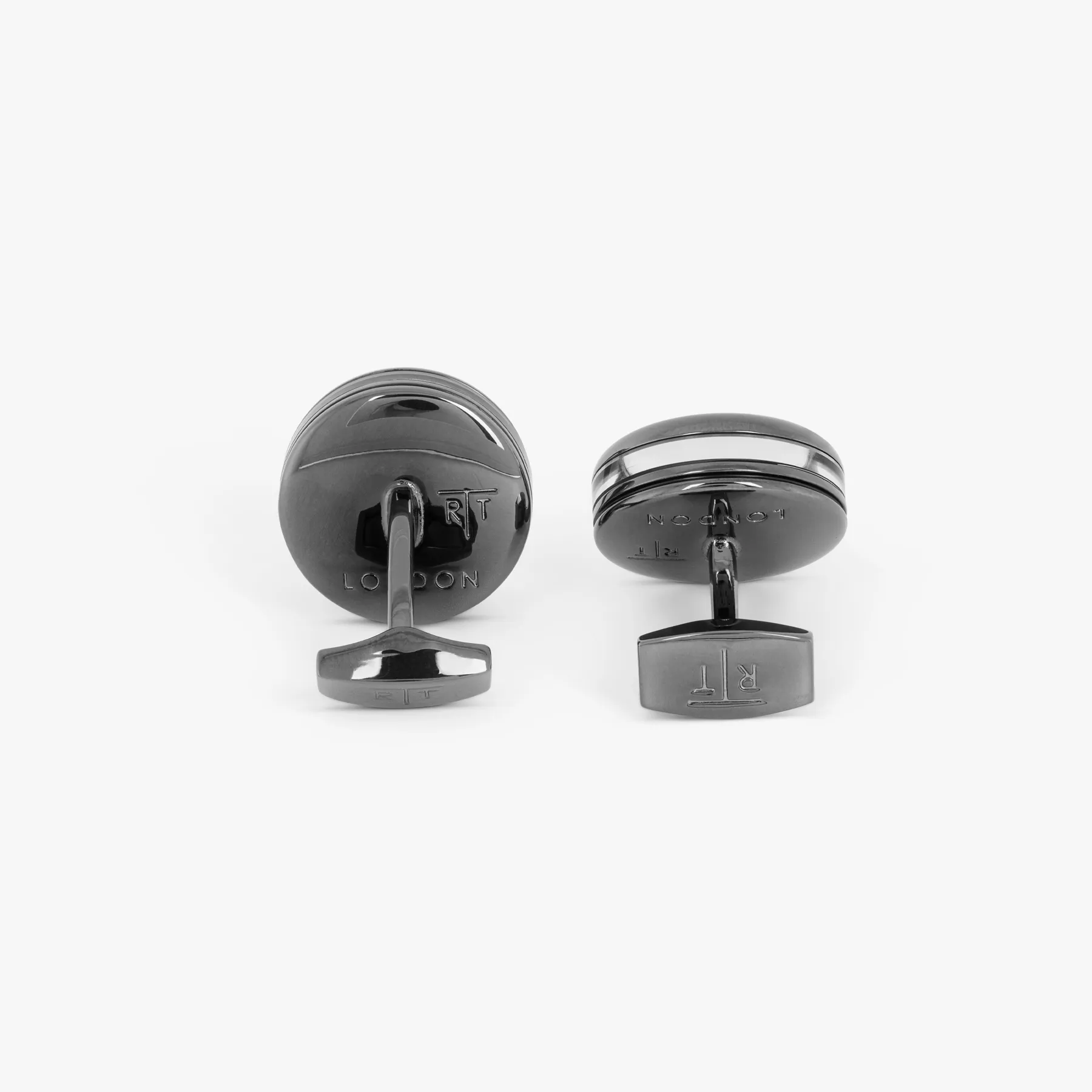 Solitaire cufflinks in stainless steel